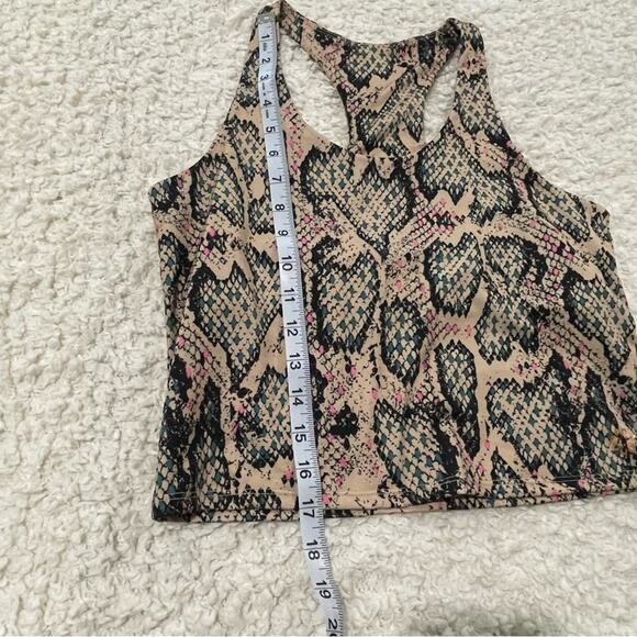 Pro Player Snake Print Wicking Sports Bra Built In Shelf Bra size M - Picture 10 of 11